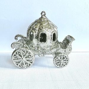 Cinderella Carriage Glittering Ornament A Magical Addition to Christmas Decor